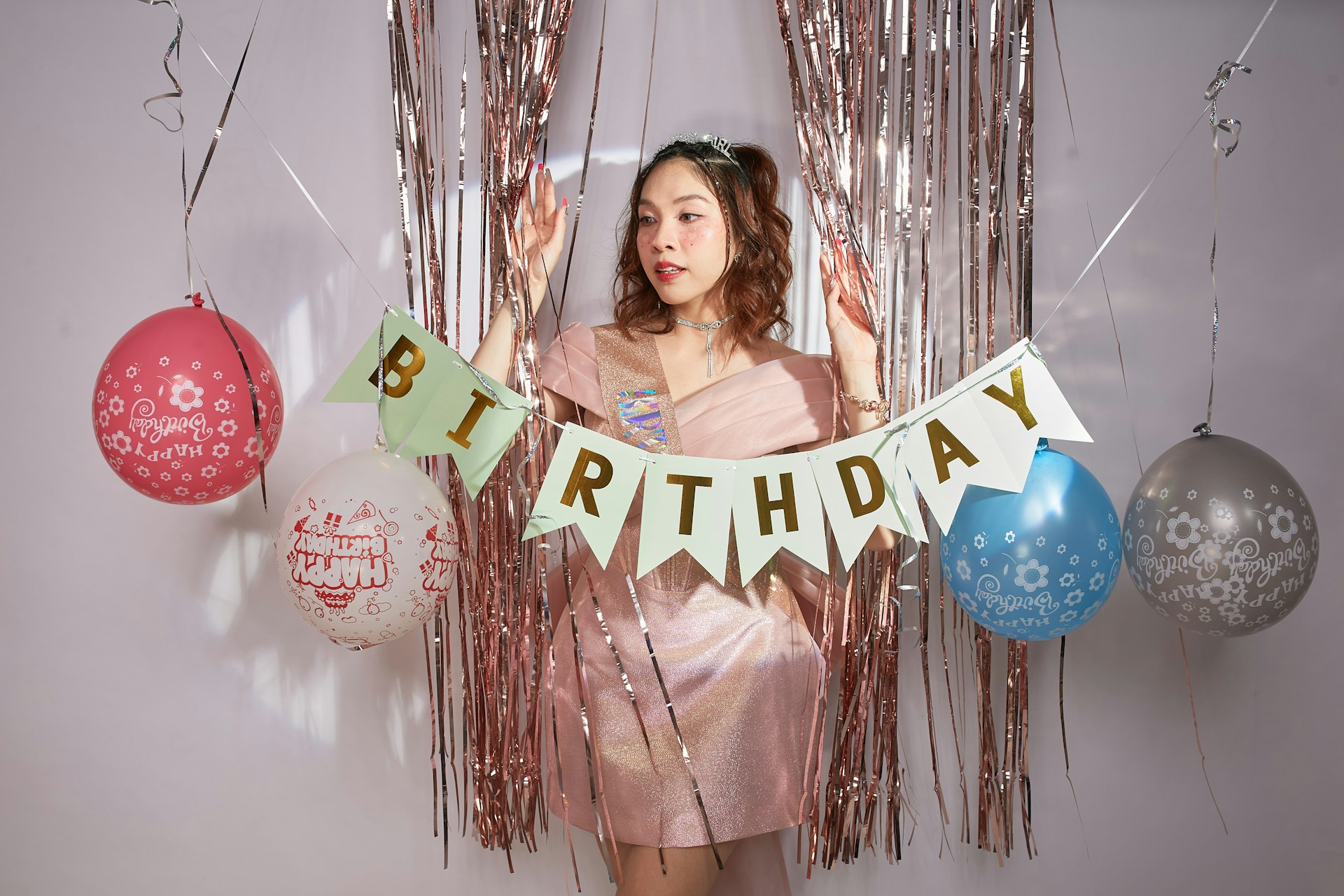 Messages d’anniversaire de grand-mère à sa petite-fille : Un Héritage d’Amour et d’Humour