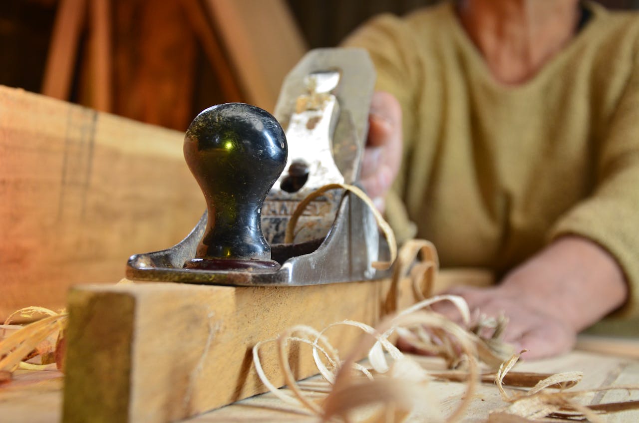 The Benefits and Advantages of Traditional Carpentry
