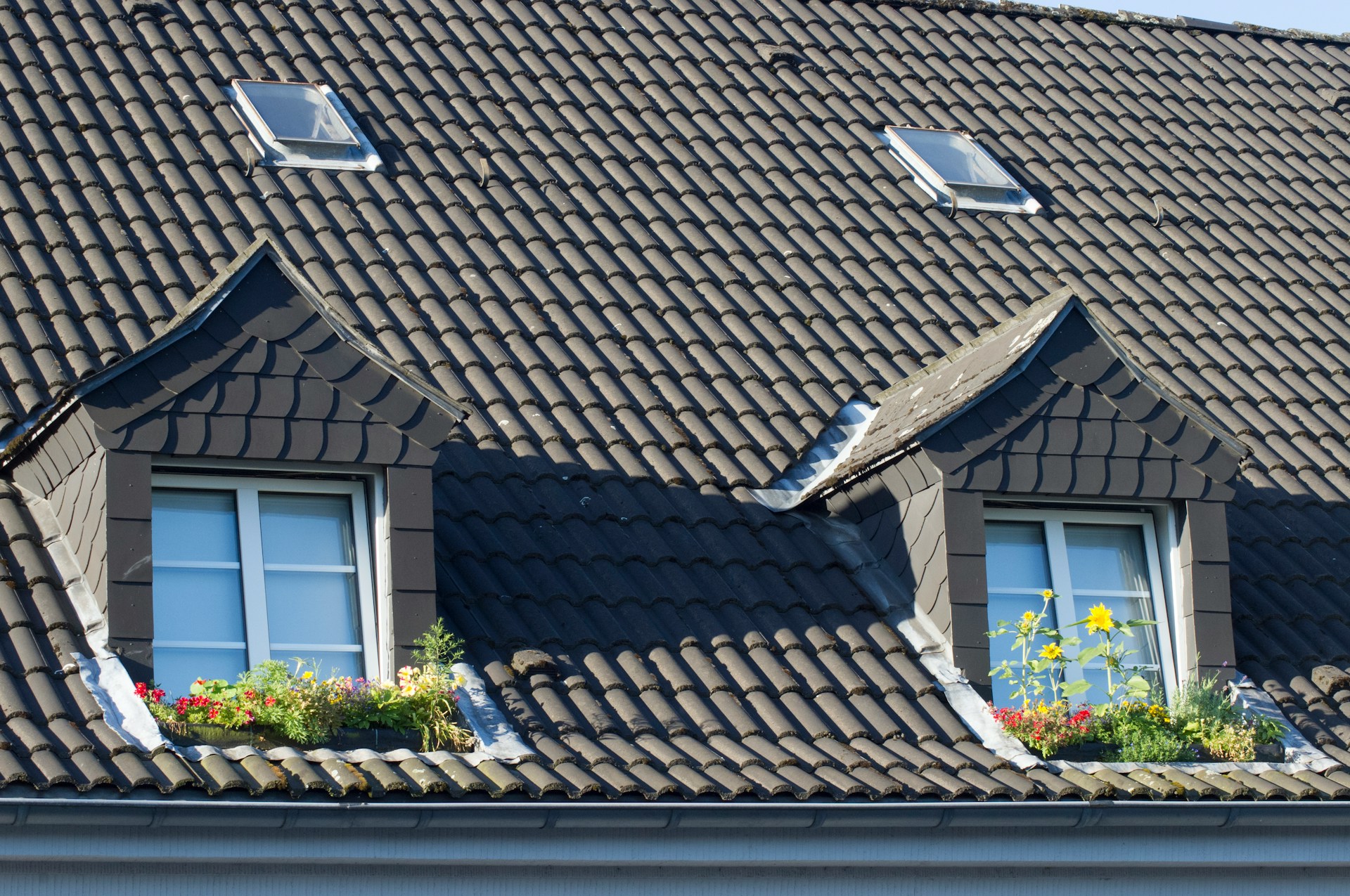 Roof Maintenance 101: Best Practices for a Happy and Healthy Roof Roof Maintenance 101: Best Practices for a Happy and Healthy Roof